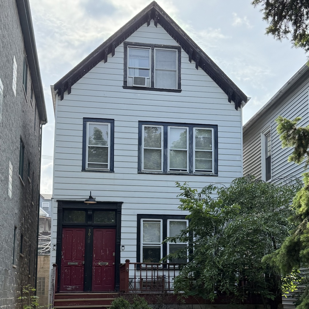 3021 N Racine Street