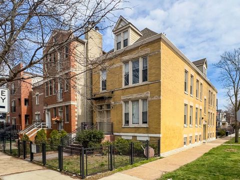 2835 N Damen Avenue 2R Chicago IL 60618