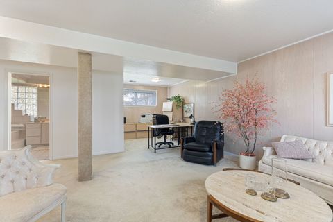 Tiny photo for 515 N Walnut Street, Itasca, IL 60143 (MLS # 12615508)