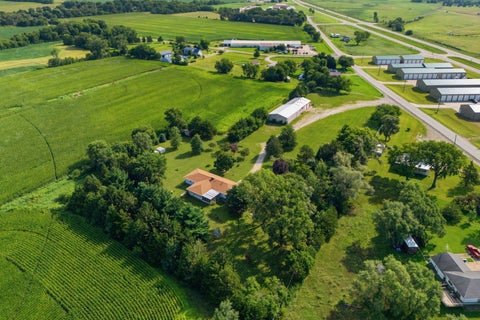 Tiny photo for 3415 Grandview Avenue, Muscatine, IA 52761 (MLS # 12740422)