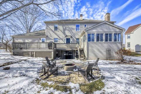 Tiny photo for 3881 Bordeaux Drive, Hoffman Estates, IL 60192 (MLS # 12567320)