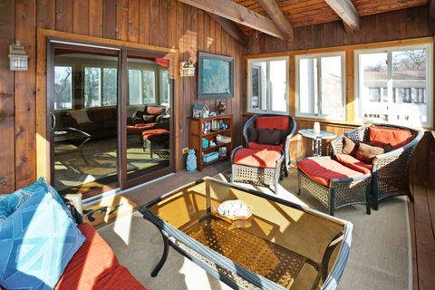 Tiny photo for 3881 Bordeaux Drive, Hoffman Estates, IL 60192 (MLS # 12567320)