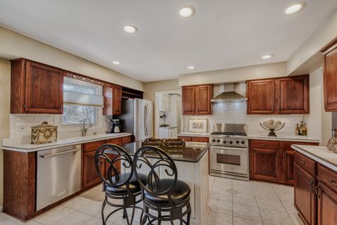 Tiny photo for 3881 Bordeaux Drive, Hoffman Estates, IL 60192 (MLS # 12567320)