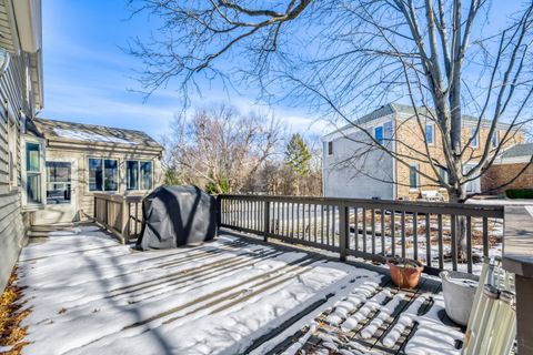 Tiny photo for 3881 Bordeaux Drive, Hoffman Estates, IL 60192 (MLS # 12567320)