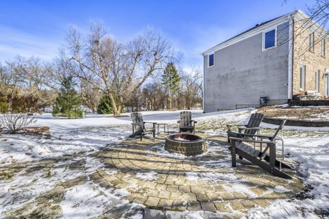 Tiny photo for 3881 Bordeaux Drive, Hoffman Estates, IL 60192 (MLS # 12567320)