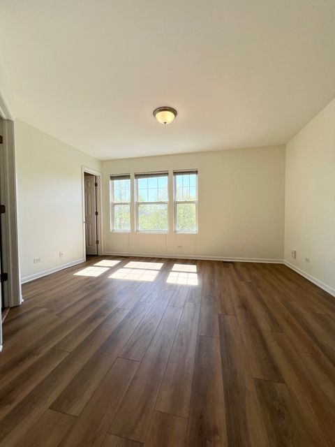 Tiny photo for 601 Blackstone Court, Aurora, IL 60504 (MLS # 12629501)