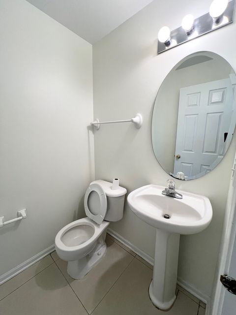 Tiny photo for 601 Blackstone Court, Aurora, IL 60504 (MLS # 12629501)