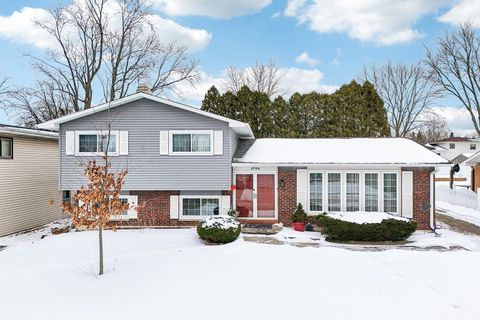 2705 Jacquelyn Lane Waukegan IL 60087