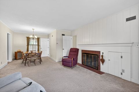 Tiny photo for 1620 Arden Avenue, Rockford, IL 61107 (MLS # 12631929)