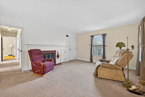 Tiny photo for 1620 Arden Avenue, Rockford, IL 61107 (MLS # 12631929)