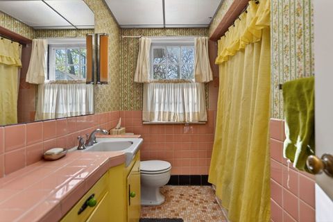 Tiny photo for 1620 Arden Avenue, Rockford, IL 61107 (MLS # 12631929)