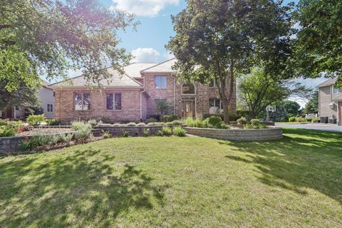 641 Mason Lane Lake In The Hills IL 60156