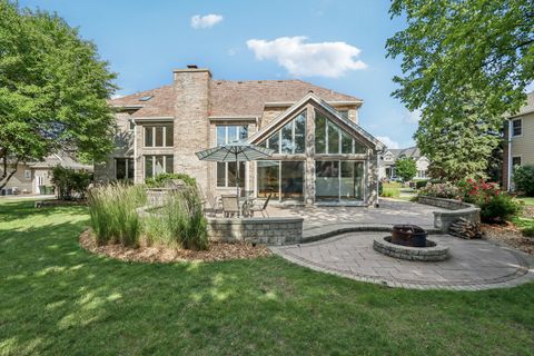 Tiny photo for 641 Mason Lane, Lake In The Hills, IL 60156 (MLS # 12591725)