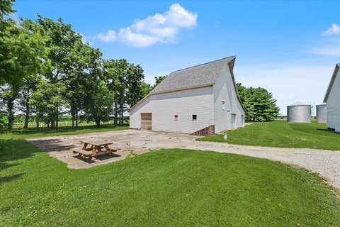 Tiny photo for 530 N County Road 2560 Road, Newman, IL 61942 (MLS # 12695683)