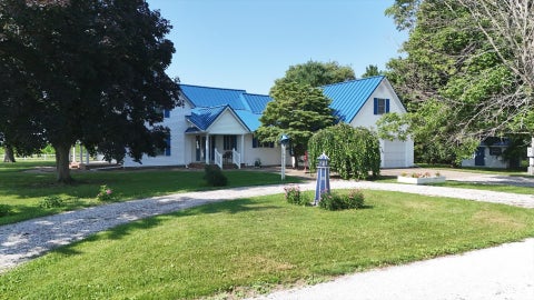 Tiny photo for 530 N County Road 2560 Road, Newman, IL 61942 (MLS # 12695683)