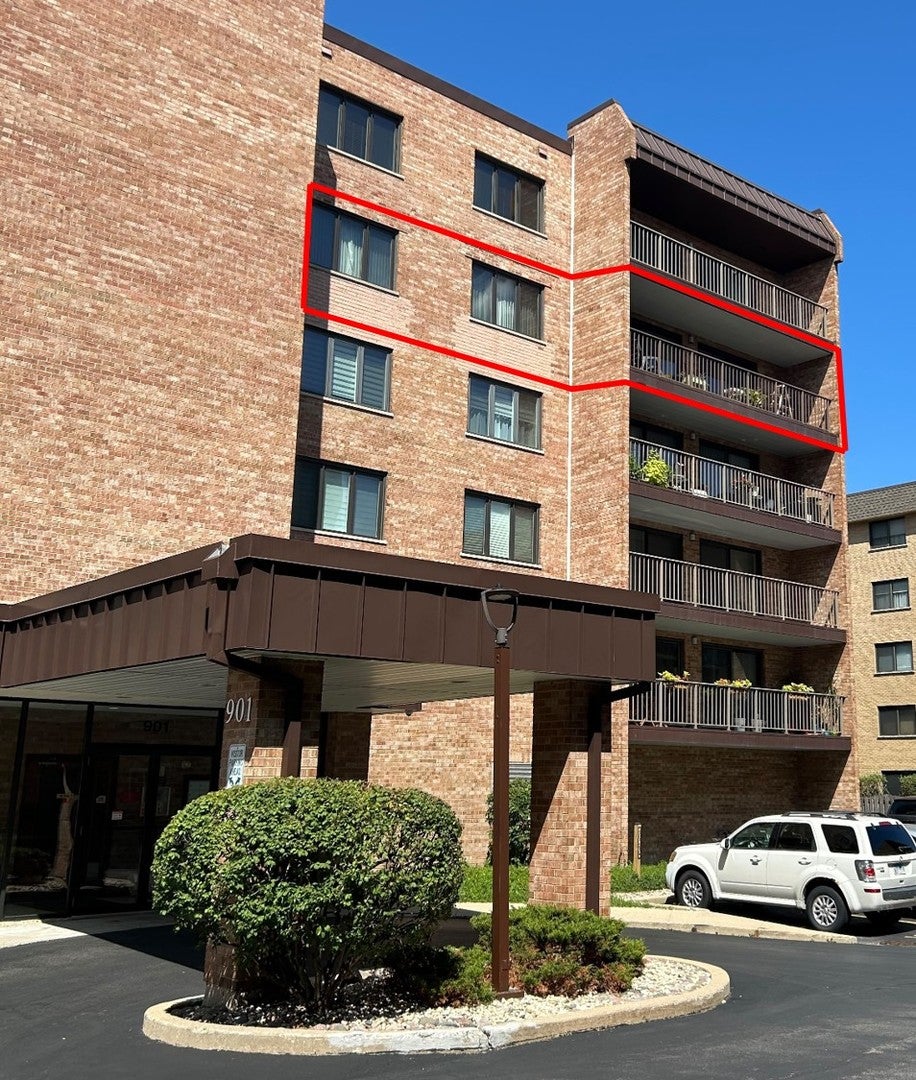 901 Center Street A409