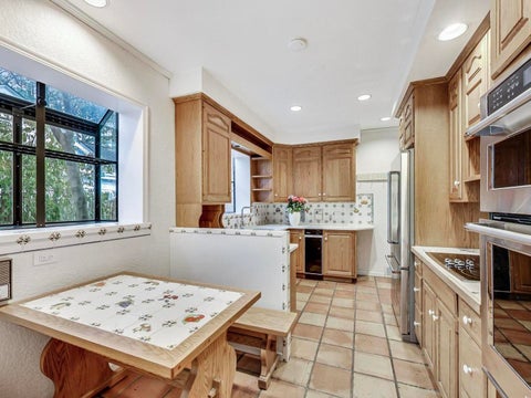 Tiny photo for 2929 Indianwood Road, Wilmette, IL 60091 (MLS # 12677753)