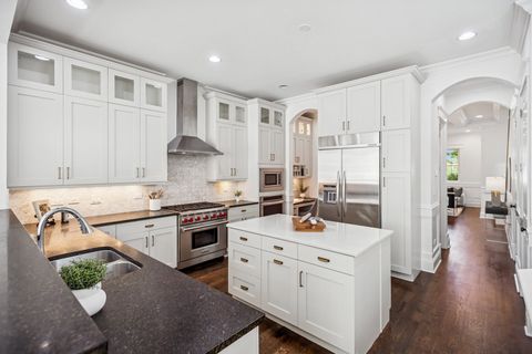 Tiny photo for 2233 W Fletcher Street, Chicago, IL 60618 (MLS # 12492272)
