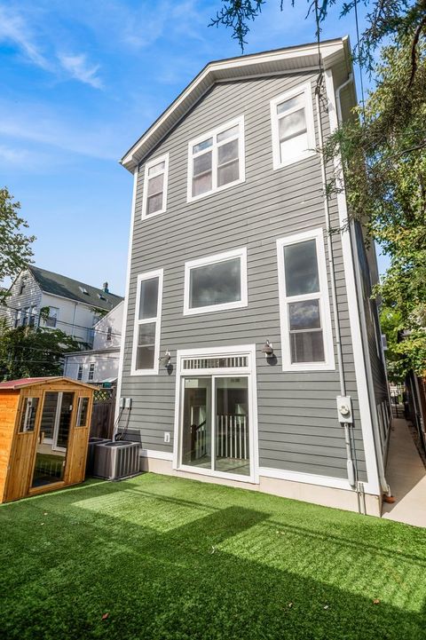 Tiny photo for 2233 W Fletcher Street, Chicago, IL 60618 (MLS # 12492272)