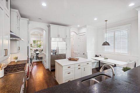 Tiny photo for 2233 W Fletcher Street, Chicago, IL 60618 (MLS # 12492272)