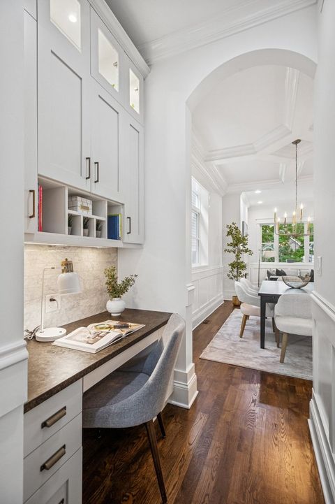 Tiny photo for 2233 W Fletcher Street, Chicago, IL 60618 (MLS # 12492272)