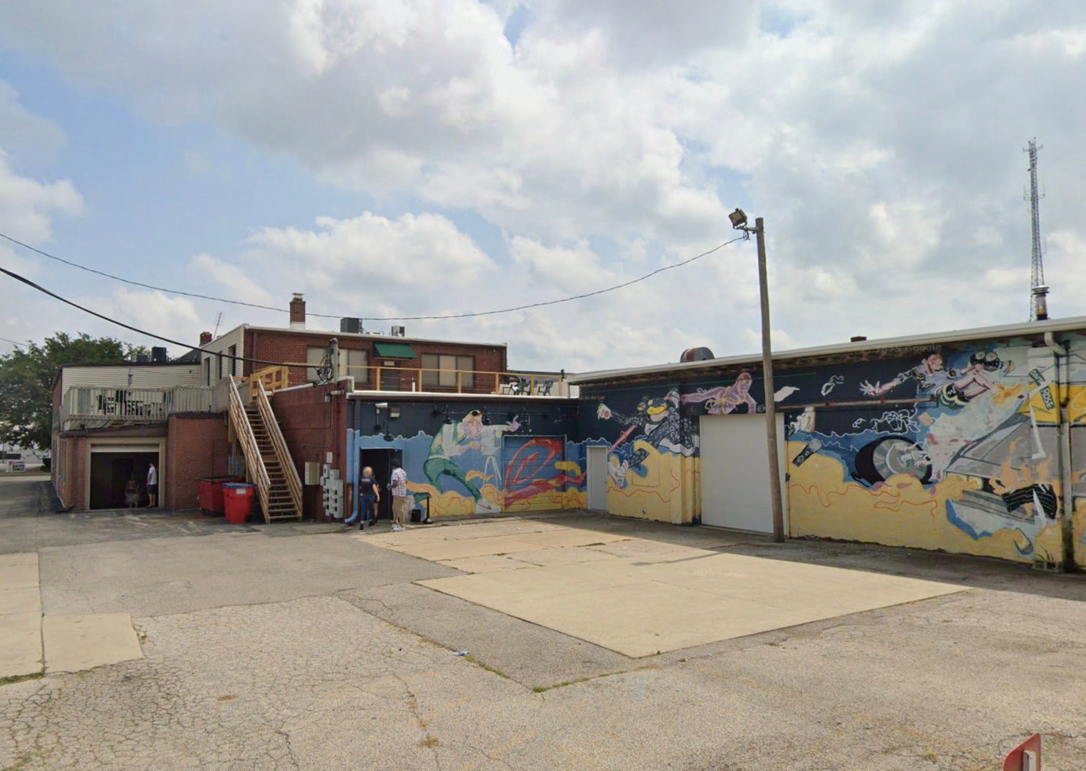 309 S Neil Street
