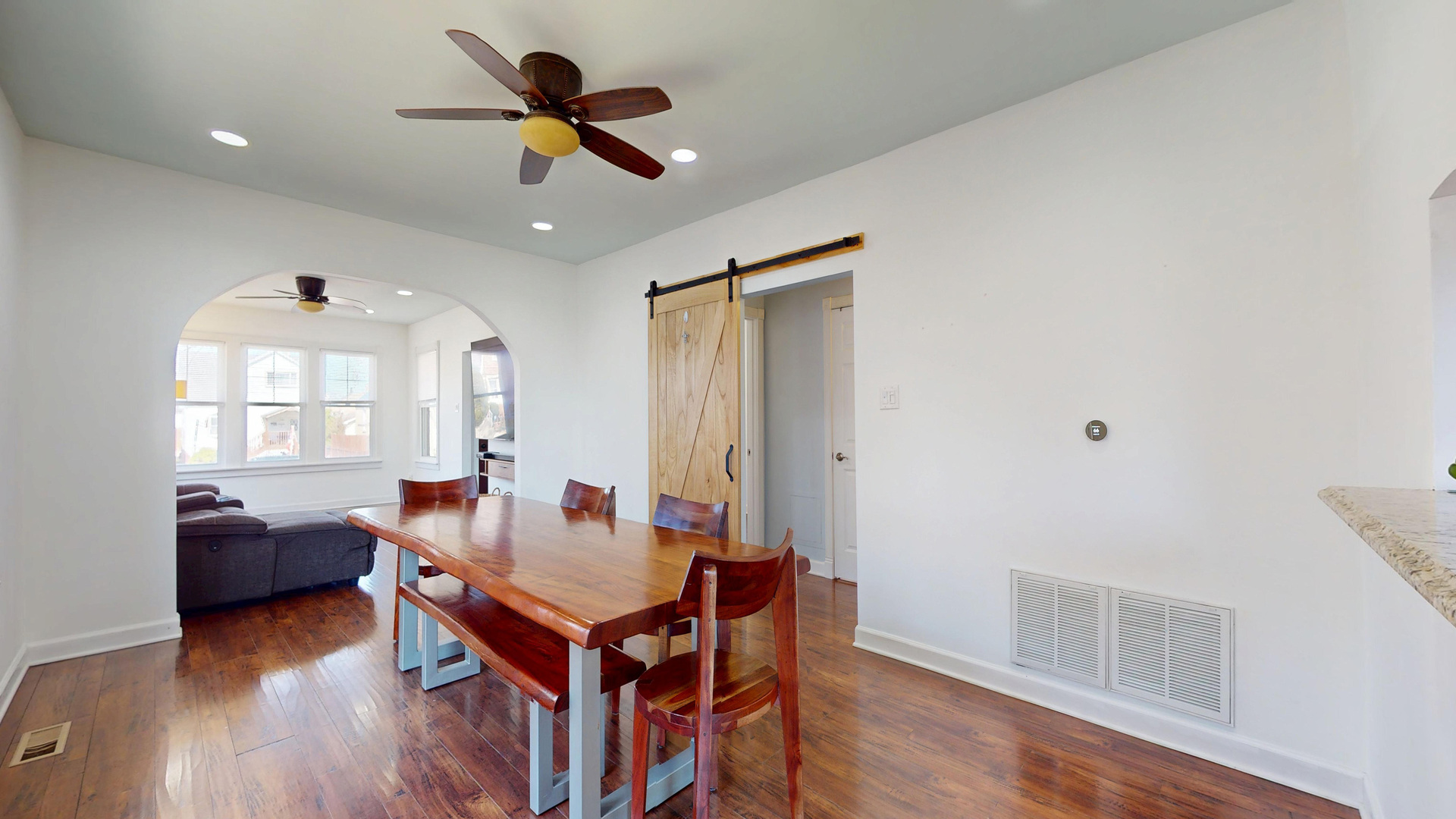 6237 W School Street