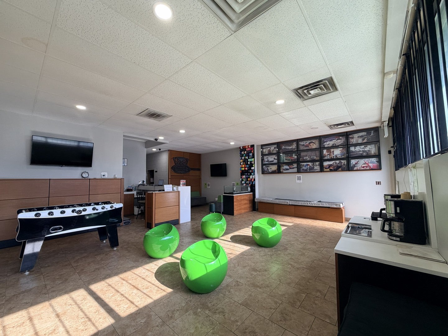 7737 S KEDZIE Avenue 7739