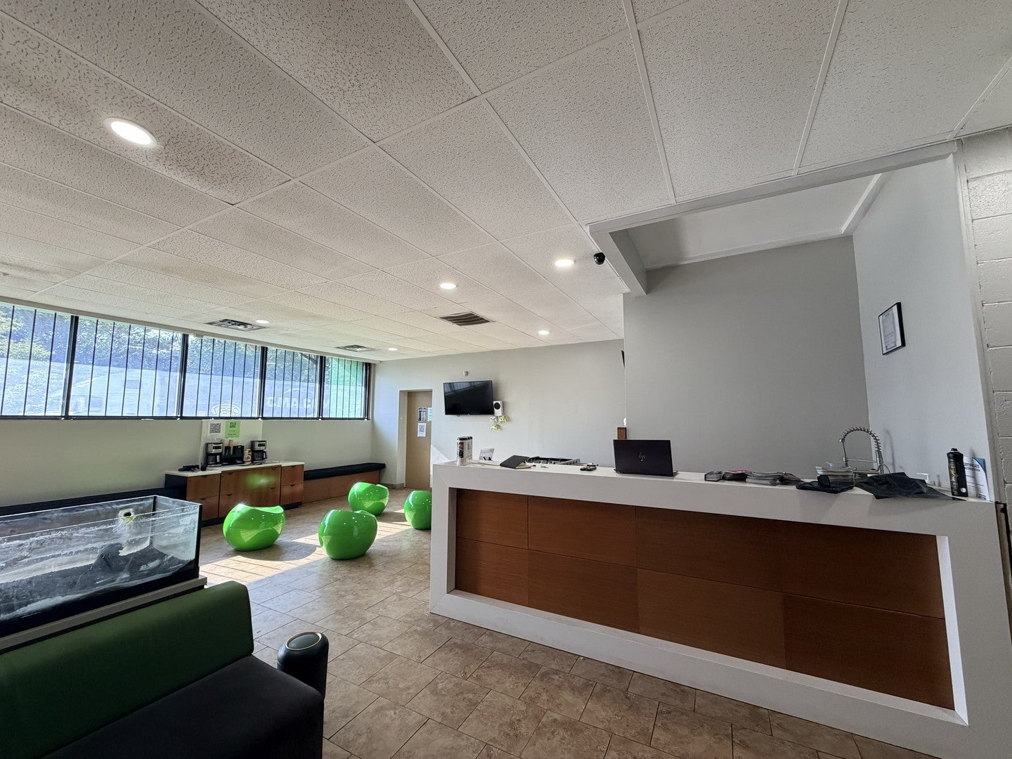 7737 S KEDZIE Avenue 7739