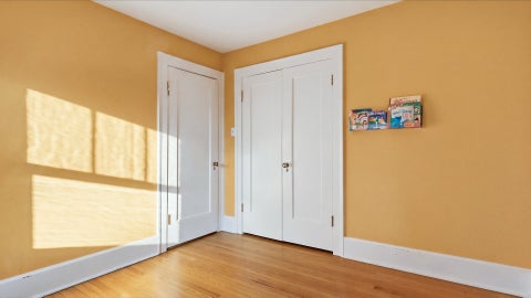 Tiny photo for 211 N Vine Street, Hinsdale, IL 60521 (MLS # 12793307)