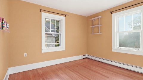 Tiny photo for 211 N Vine Street, Hinsdale, IL 60521 (MLS # 12793307)