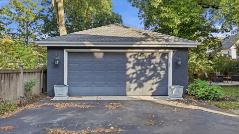 Tiny photo for 211 N Vine Street, Hinsdale, IL 60521 (MLS # 12793307)