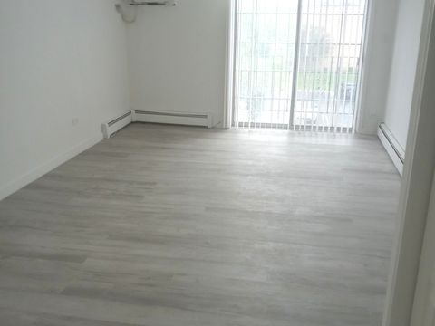 Tiny photo for 129 Elk Trail #329, Carol Stream, IL 60188 (MLS # 12463079)