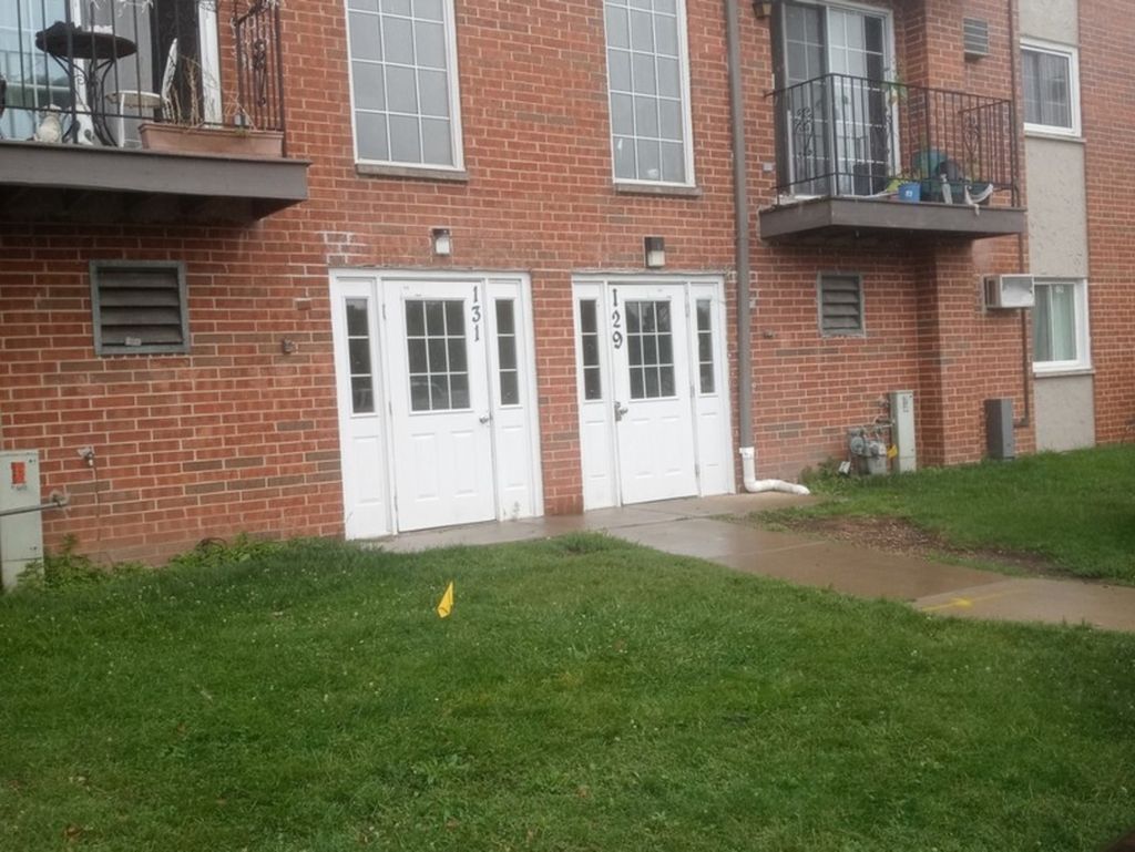 Photo for 129 Elk Trail #329, Carol Stream, IL 60188 (MLS # 12463079)