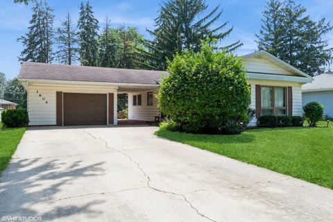 Photo of 1604 Avalon Avenue, Joliet, IL 60435 (MLS # 12427999)