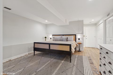 Tiny photo for 2343 N JANSSEN Avenue #1, Chicago, IL 60614 (MLS # 12595860)