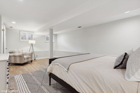 Tiny photo for 2343 N JANSSEN Avenue #1, Chicago, IL 60614 (MLS # 12595860)