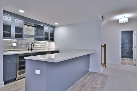 Tiny photo for 456 Elm Street, Elmhurst, IL 60126 (MLS # 12452068)