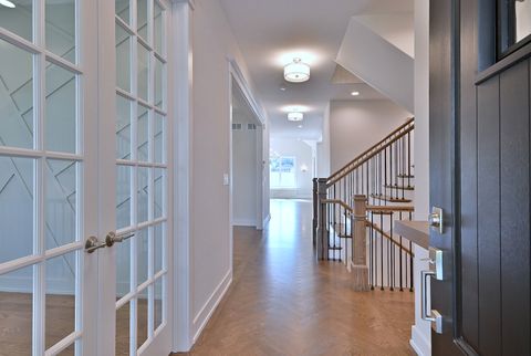 Tiny photo for 456 Elm Street, Elmhurst, IL 60126 (MLS # 12452068)