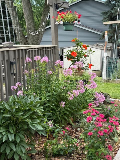 Tiny photo for 17W435 Concord Place, Darien, IL 60561 (MLS # 12565371)