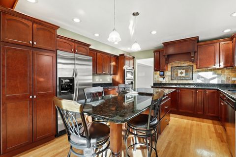 Tiny photo for 17W435 Concord Place, Darien, IL 60561 (MLS # 12565371)