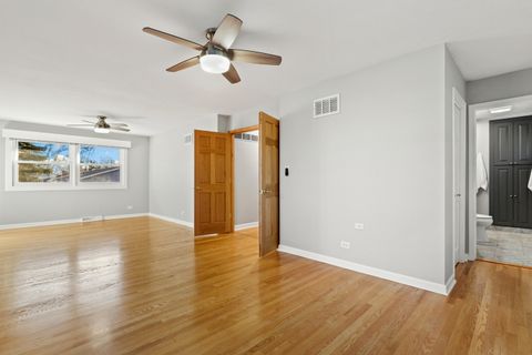 Tiny photo for 17W435 Concord Place, Darien, IL 60561 (MLS # 12565371)