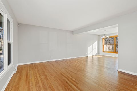 Tiny photo for 17W435 Concord Place, Darien, IL 60561 (MLS # 12565371)