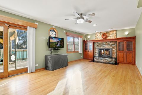 Tiny photo for 17W435 Concord Place, Darien, IL 60561 (MLS # 12565371)