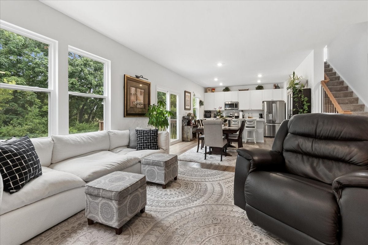 8418 White Oaks Court
