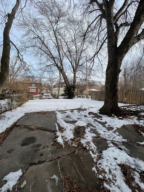 Tiny photo for Chicago, IL 60617 (MLS # 12535841)