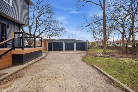 Tiny photo for 645 E Calhoun Street, Woodstock, IL 60098 (MLS # 12428714)