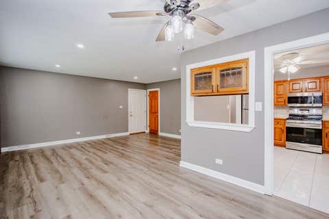 Tiny photo for 711 Schiller Street, Itasca, IL 60143 (MLS # 12718204)