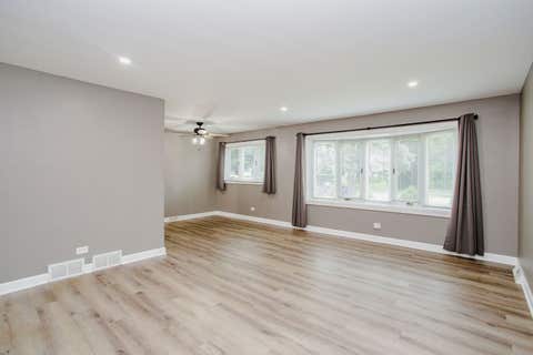 Tiny photo for 711 Schiller Street, Itasca, IL 60143 (MLS # 12718204)