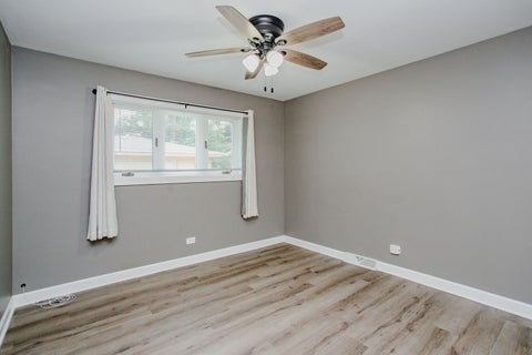 Tiny photo for 711 Schiller Street, Itasca, IL 60143 (MLS # 12718204)